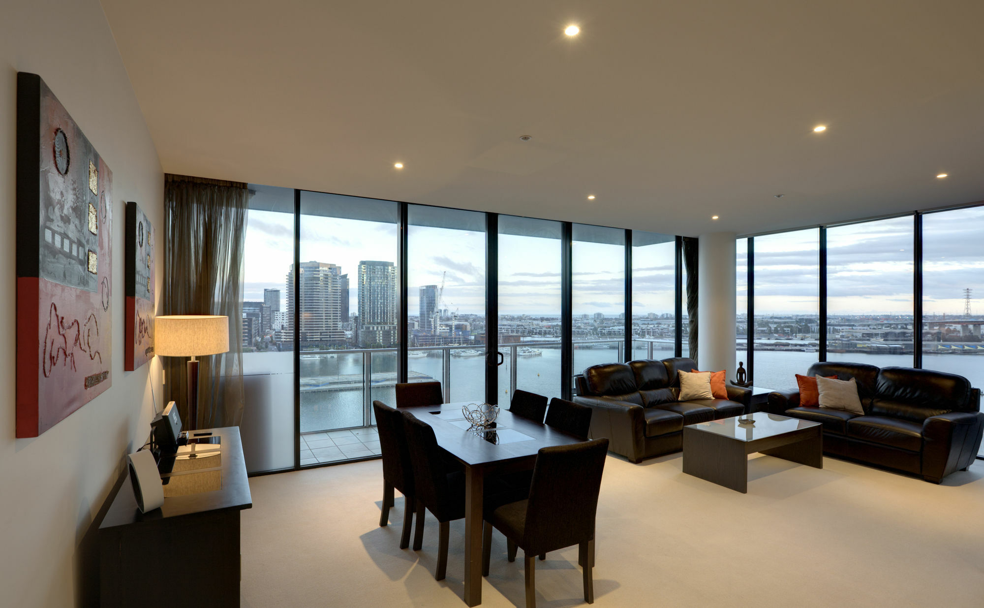 Acd Apartments Melbourne Exterior photo